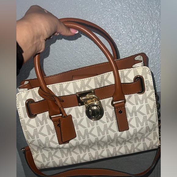 Michael kors purse new - Picture 2 of 2